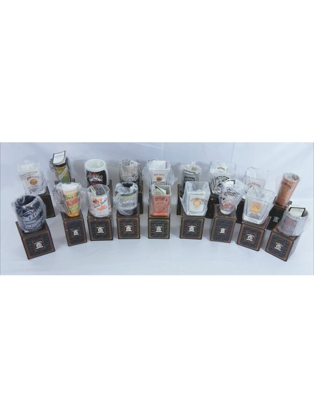 Legends Of JACK Daniel's Shot Glass Collection Limited Edition Lot Of 18 2002